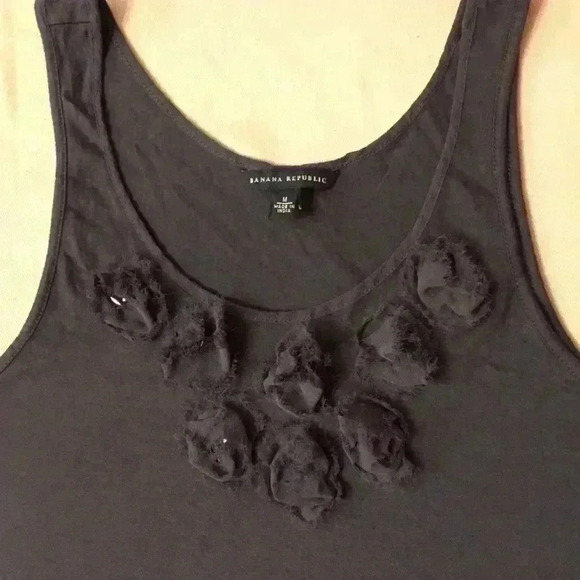 Banana Republic tank with ruffled flowers. - Picture 7 of 7